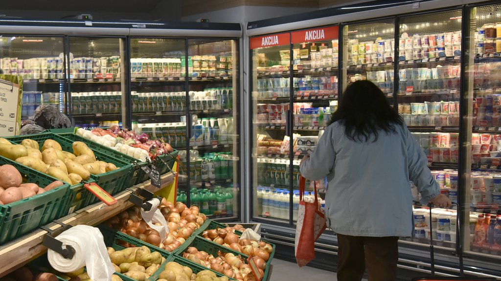 ČUVENI LANAC SUPERMARKETA STIŽE U SRBIJU Evo KADA tačno i GDE otvaraju