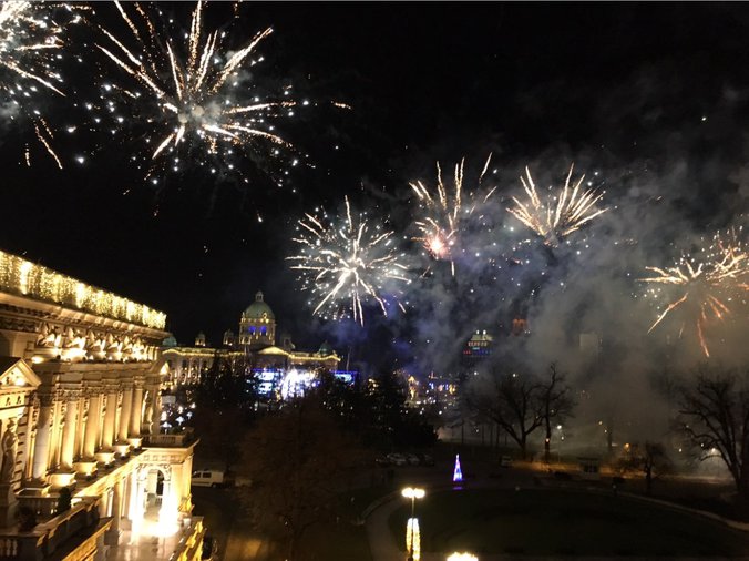 Esta noche estamos esperando el AÑO NUEVO SERBIO: ¡Creemos que DEBES hacer UNA COSA!