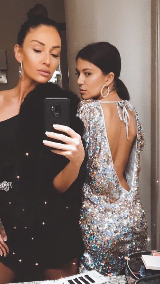 Na fotografiji Kijin oženjeni dečko iz žandarmerije?! Kaća Živković žestoko uzvratila bivšoj drugarici: Sa njegovom ženom je drugarica (FOTO)