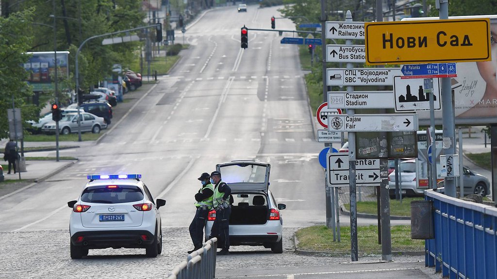 UHAPŠEN MUŠKARAC IZ NOVOG SADA: Pretio učesnicima protesta i pokušao da ih napadne