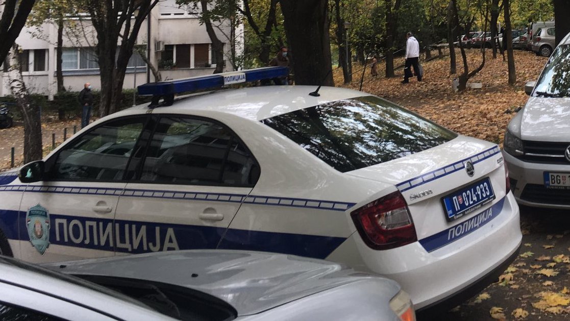 POLICIJU NAVODIO NA POGREŠNU ADRESU, PA SE 5 SATI NIJE JAVLJAO Novi detalji ubistva na Voždovcu: Napadač napravio kobnu grešku, ovako je pao u ruke policiji