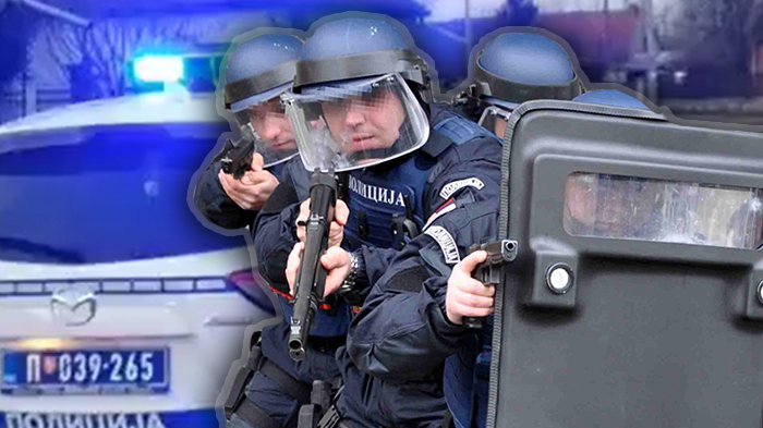 POLICIJSKA AKCIJA KOD MOSTARSKE PETLJE, MUŠKARAC OBOREN NA POD: Sumnja se da je kod njega pronađen i pištolj