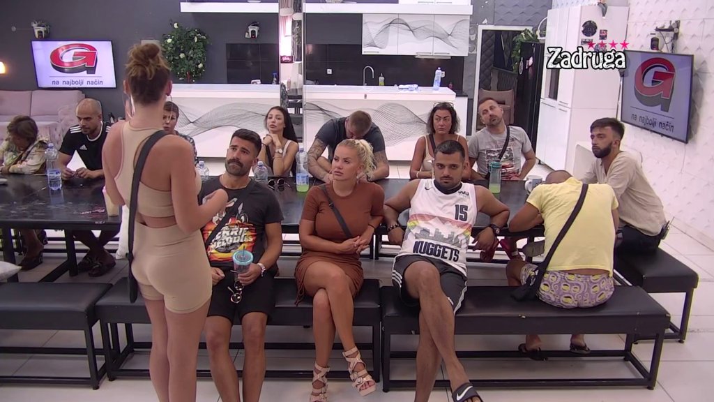 pink.rs | PRIHVATIO ME ONAKVU KAKVA JESAM: Rialda VELIČA Kenana i njihovu ljubav, vidi BUDUĆNOST sa njim! A onda je progovorila o BIVŠEM MUŽU! 'REKAO JE DA SE NE PRONALAZI U TOME!' (VIDEO) - Vimarsana News