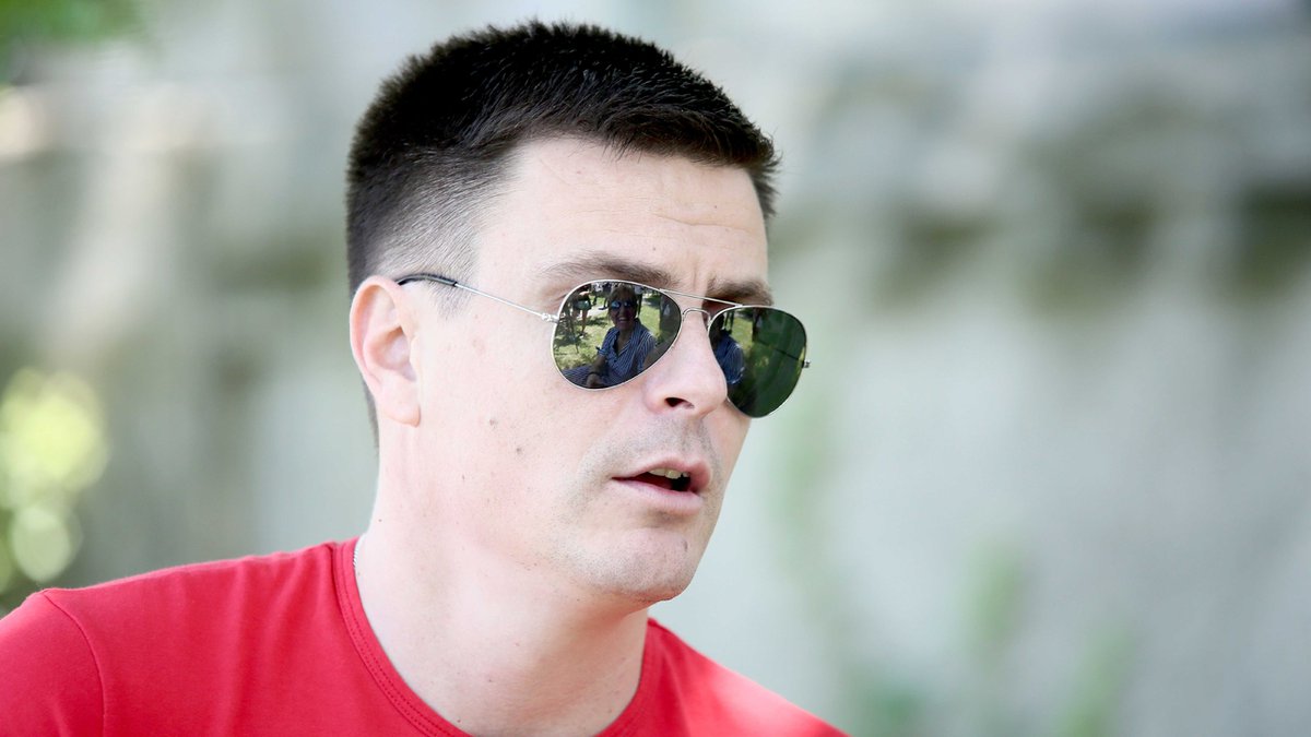Vuk Kostić se oženio u tajnosti i postao otac: Evo ko mu je supruga!