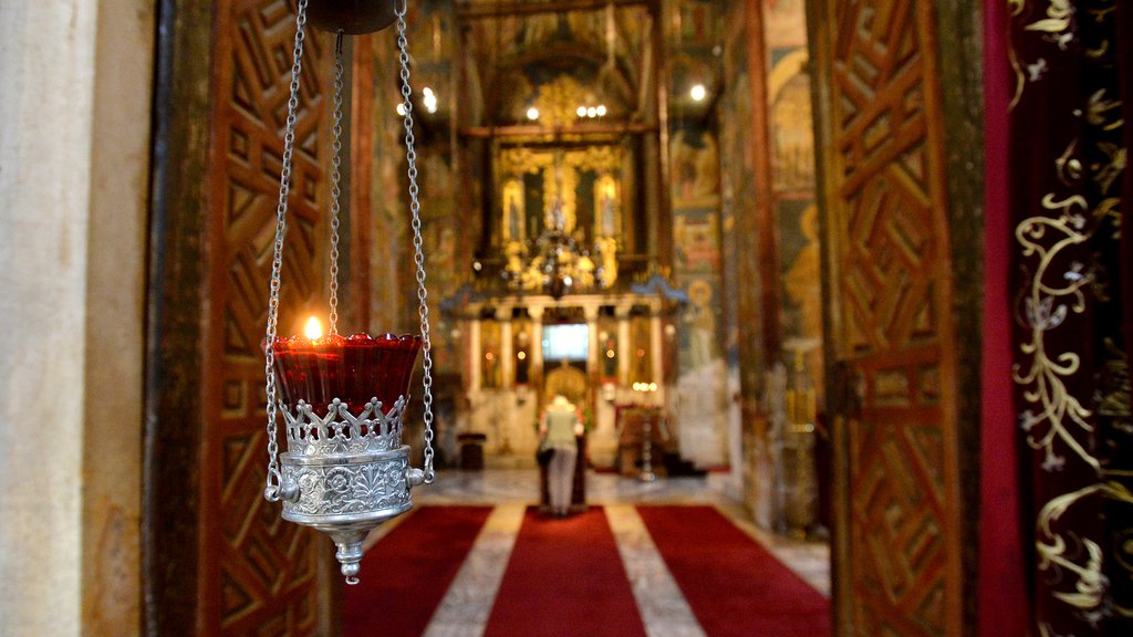 Pravoslavni vernici danas slave TRI PRAZNIKA: Ovo su narodna verovanja koja treba ispoštovati