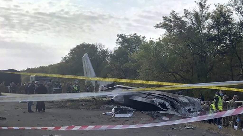 Nešto veoma čudno se desilo 4 minuta pre tragedije: Novi detalji avionske nesreće u kojoj je poginulo 170 ljudi