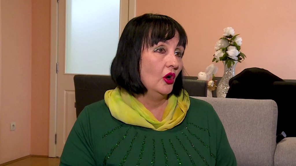 Faca mu se izobličila od laži koje izgovara: Slavica Delić besna kao ris nakon pomirenja Teodore i Bebice, bljuje vatru na sve strane!