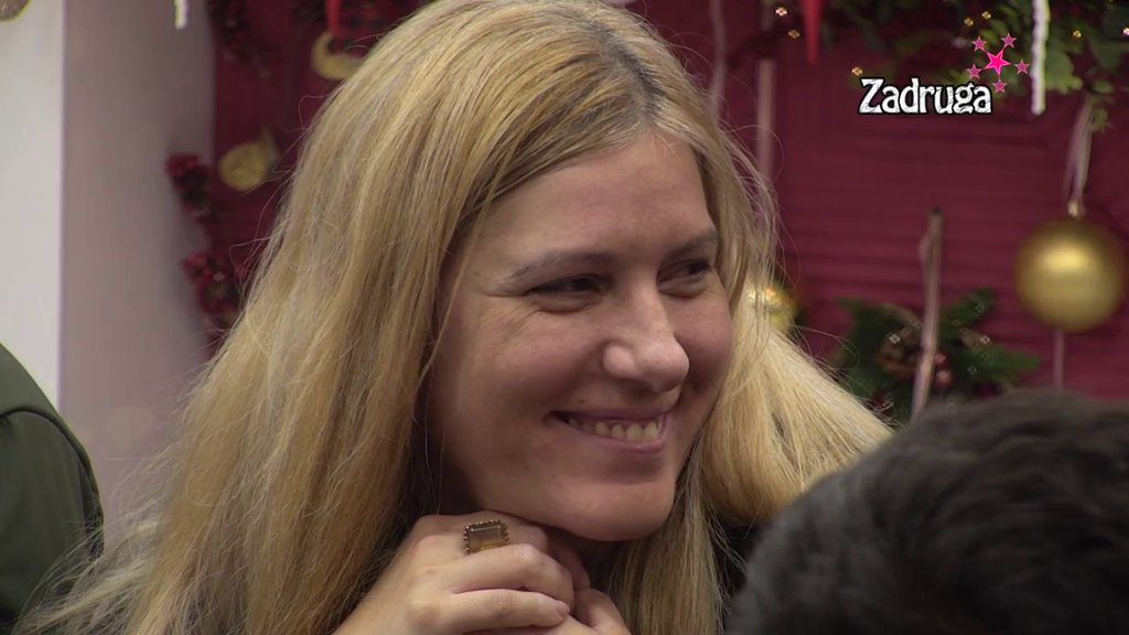 Prodao me je zbog praseta, izbacili su me iz stana: Razvodi se Jelena Golubović! Progovorila o PAKLU kroz koji je prošla zbog svekrve: Davala mi je praznu pitu i supicu iz kesice...