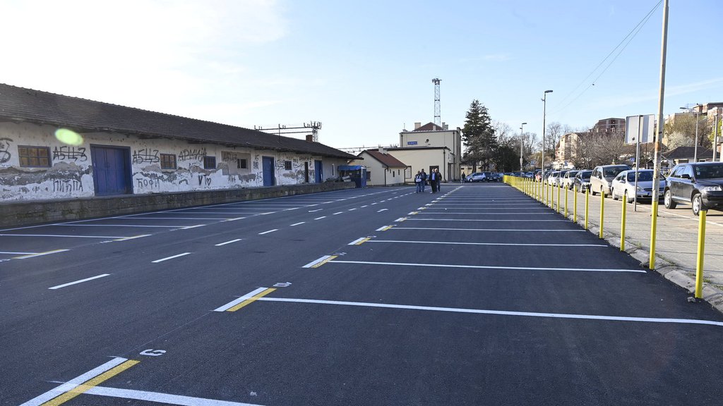 Besplatan parking od petka do utorka, ali postoji jedna caka! 'Pauk' ipak dežura