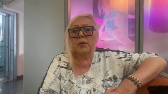 Zorici Marković propao biznis u Zaklopači, svuda smeće i korov: Kafana zatvorena, izgradnja kuće stopirana, a meštani bruje o bankrotu i dugovima