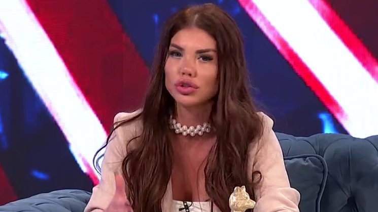 BIVŠA ZADRUGARKA PROŠLA KROZ AGONIJU ZBOG OPERACIJA NOSA: U lice uložila 150.000 evra, a na jednom delu tela imala čak sedam zahvata