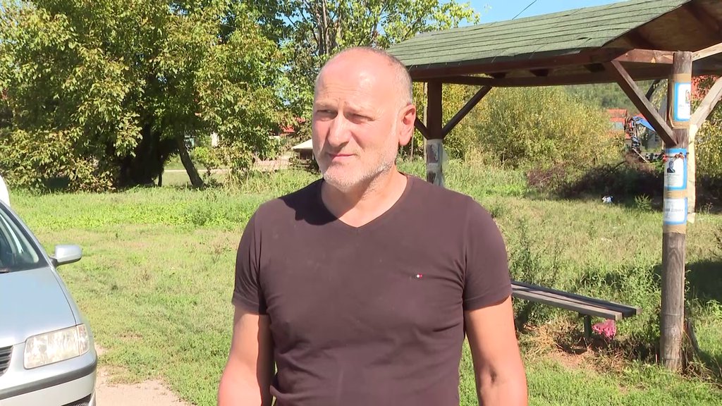 Velika Kopašnica se ne stidi svoje sugrađanke: Evo šta kažu komšije Jelene Ilić Marinković, ovako se ponaša kad dođe u rodni kraj (VIDEO)