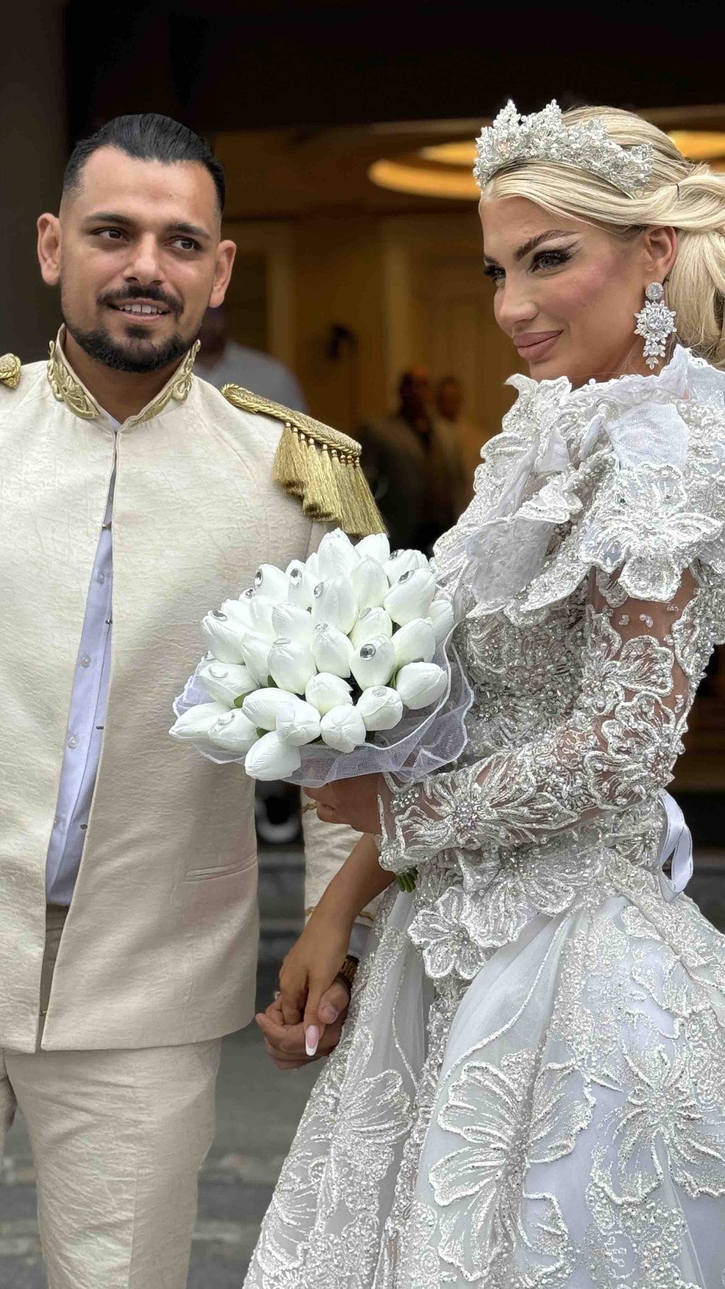 Dragan non stop plače, sekira se: Borin otac ne dolazi sebi zbog njegovih svađa, njegova žena javno stala uz Milicu Kemez: Mi smo je voleli kao Boga, kao oči svoje... (VIDEO)