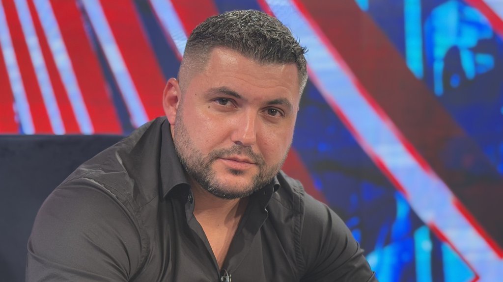 Asmin Durdžić uzvraća brutalan udarac Aneli: Lupio joj šamar realnosti i isponižavao kao nikada, sledi haos!