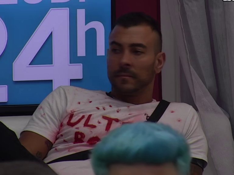 UHAPŠEN UROŠ ĆERTIĆ! Određeno mu zadržavanje u pritvoru nakon što je isekao mačetom muškarca u njegovom stanu