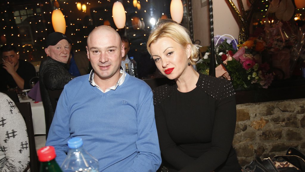Kad je Marko Jarić prevario Limu, što ne bih i ja?! Ivanu Šašić muž prevario sa starijom ženom, a svojim priznanjem u Zadruzi je šokirao Balkan