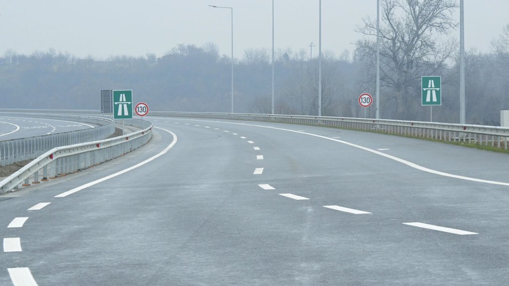 Puštena u saobraćaj nova deonica Dunavskog koridora, približiće Beograd i istok Srbije