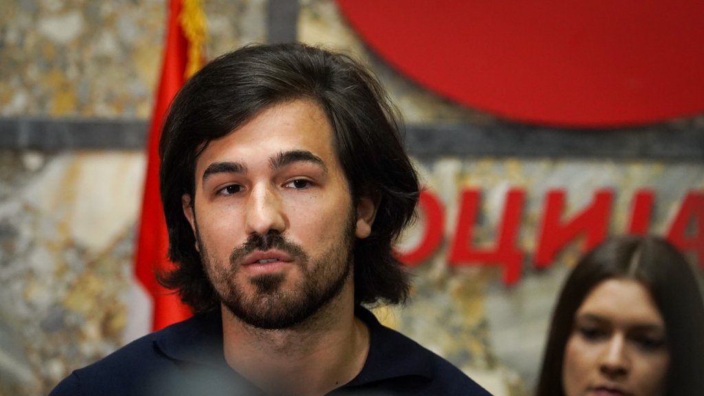 MARKO JE PLJUNUTA BABA MIRA! Mreže danima gore zbog toga što se Slobin ...