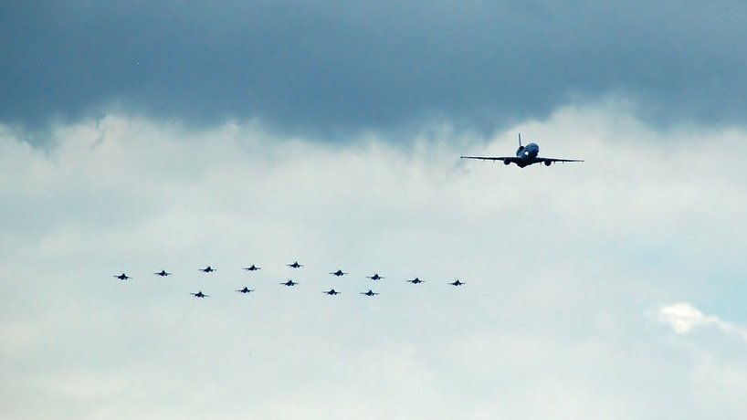 UZBUNA NA BALTIKU! Ljudi pozvani u skloništa, poleteli NATO lovci, letovi obustavljeni - Opsadno stanje i na aerodromu u Lajpcigu (FOTO)