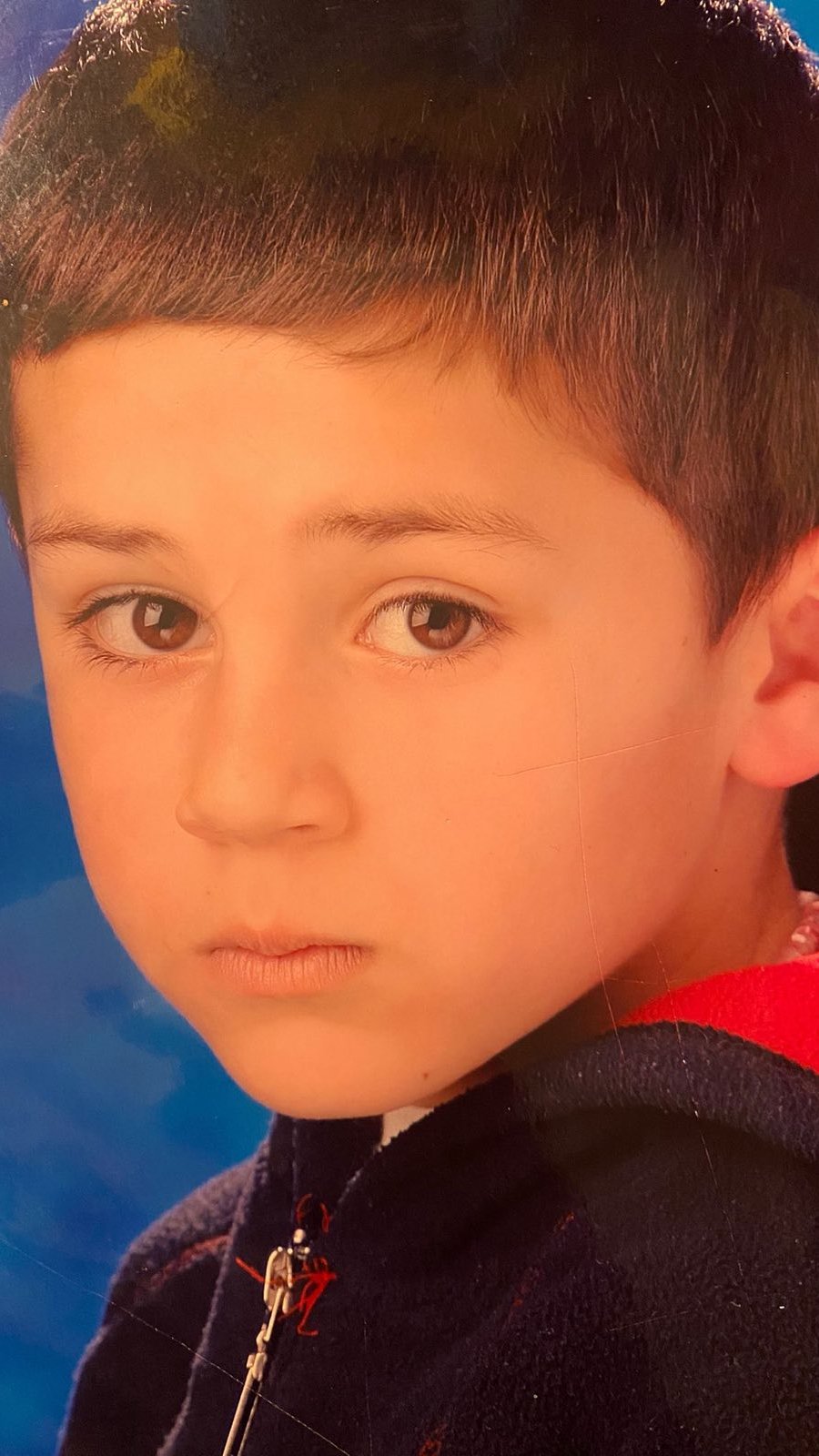 DA LI PREPOZNAJETE UČESNIKA ELITE 10?! Devojka ga posle raskida optužuje da je TUKAO, a sviđala mu se OVA atraktivna Crnogorka (FOTO)