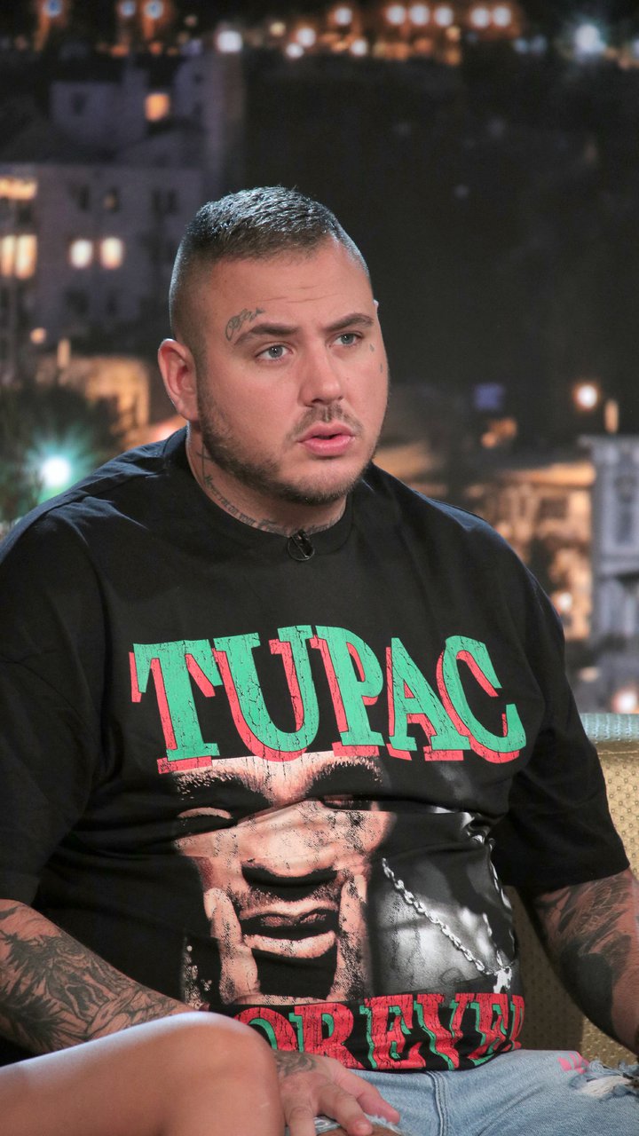 Jeziva ispovest Aleks Nikolić uzburkala Balkan: Car je uperio pištolj u mene, davio me trudnu, vukao za kosu i razvlačio po čitavom stanu! (VIDEO)
