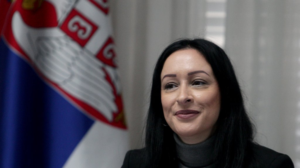 'POZIVAM NADLEŽNE ORGANE DA REAGUJU' Jelena Žarić Kovačević osudila jeziv NAPAD Dragana Đilasa nad mladim aktivistama SNS-a