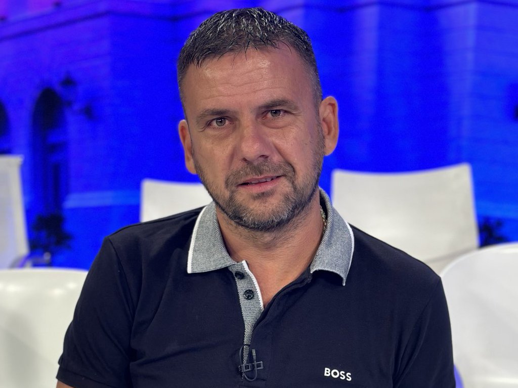 SVE BIH DAO DA SE TO PRENESE NA MENE: Mikica Bojanić progovorio o bolesti s kojom se bori njegov sin: Za tu bolest leka nema