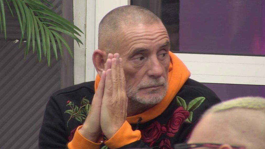 30 GODINA SE NISMO ČULI, IMAM MNOGO TOGA DA MU KAŽEM... Lepom Mići će srce pući čim bude saznao za Halidovu smrt, ovako je o kolegi govorio pre mesec dana: Teško mi je, mnogo ga volim