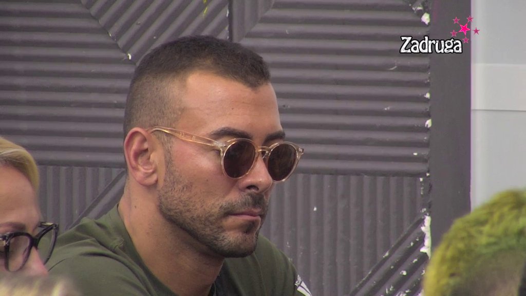 Drama u Beogradu: Uroš Ćertić isekao čoveka, policija traga za kaskaderom