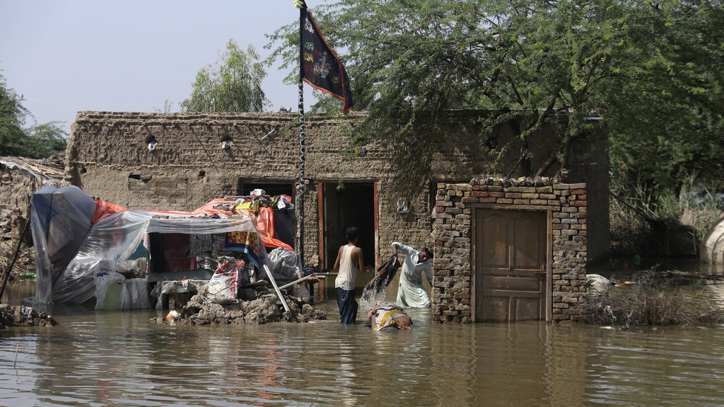 POPLAVE U PAKISTANU: Evakuisano 300.000 ljudi, izdata nova uzbuna | pink.rs