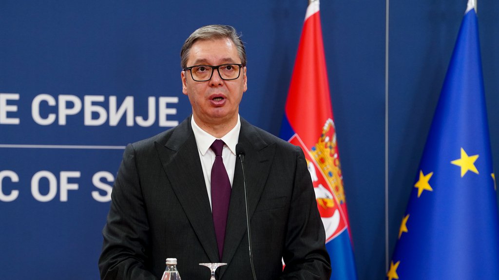 NOVI UDAR NA PREDSEDNIKA VUČIĆA: Nastavlja se brutalna kampanja laži (FOTO)