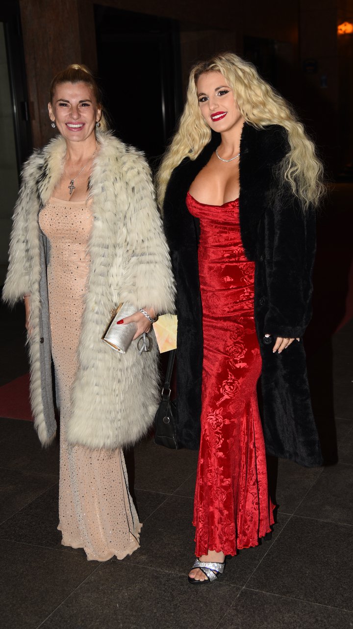 Njena majka se bavi vradžbinama: Naša pevačica rešila o svemu da progovori: Svašta mi se desilo, imala sam dve saobraćajke...