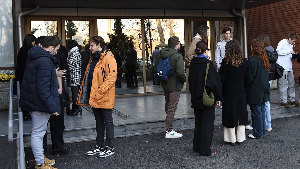 ZAŠTO BLOKIRAMO? DA DOĐEMO NA VLAST! Lažni studenti i opozicija u jurišu na fotelje, ali ko će da vlada? (VIDEO)