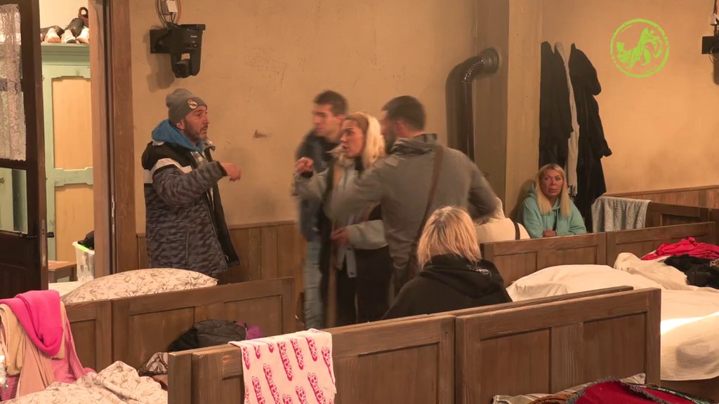 Svi na jednog! Farmeri urnisali Conju jer je pritekao Dušici u pomoć, on pokušao da se odbrani, pa sve svalio na Kristijana (VIDEO)