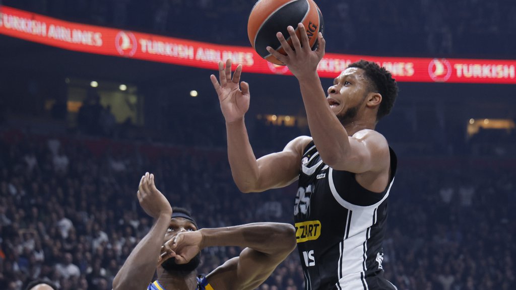 Partizan razneo Makabi u evroligaškom klasiku!