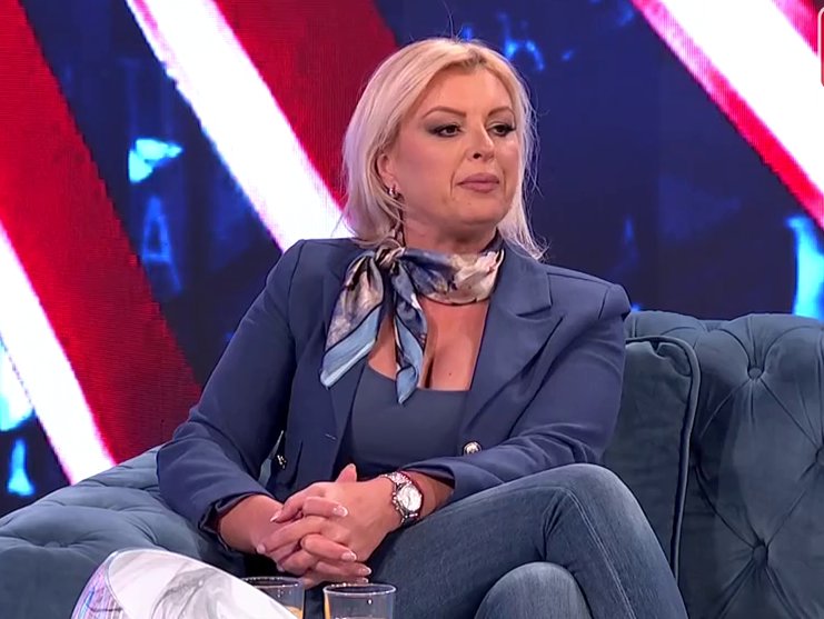 NAŠA POZNATA PEVAČICA (51) NAPISALA TESTAMENT, MUŽ JE VARAO S 14 GODINA STARIJOM... Ona otvorila dušu i šokirala: Ne znam šta može da mi se desi...