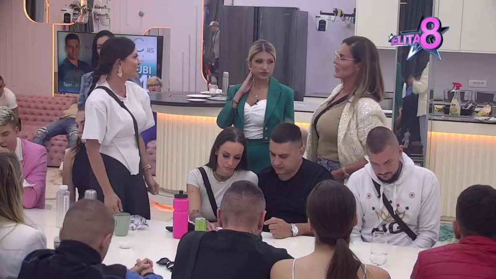 Istorija se ponavlja: Kačavenda i Jelena u epskom sukobu, udaraju jedna drugoj tamo gde najviše boli (VIDEO)