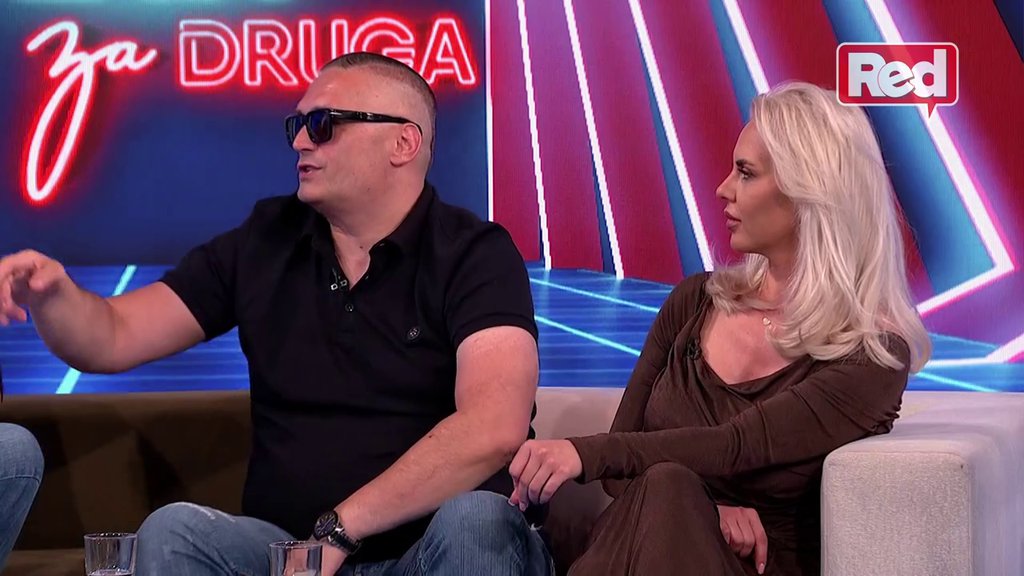 Brutalno rešetanje Teodore Delić! Bivši cimeri je unakazili zbog pomirenja sa Bebicom: Ona je još luđa, izgleda da to voli! (VIDEO)