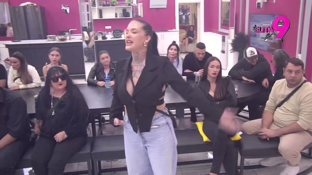 Otvorila sve karte: Sara bez dlake na jeziku progovorila o flertu sa Lukom, on proključao od besa! (VIDEO)