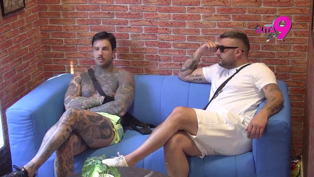 METEŽ U RADIJU! Asmin pokušao da spusti loptu sa Kačavendom, istakao da je Maja glavni krivac njegove kupovine mira sa Aneli, pa izbacio Ahmićevu iz takta (VIDEO)