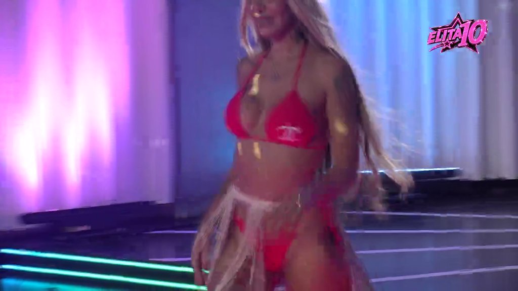 Nije za one sa slabim srcem: Sanja Grujić prošetala nove grudi, učesnice pokazale izazovnija izdanja nego ikad! (VIDEO)