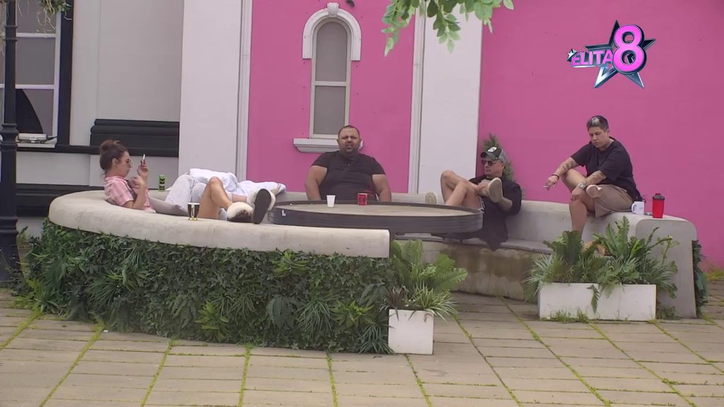 Zbog ovoga će nastati haos: Terza progovorio o poljupcu sa Teodorom, ovo je uradila Bebici iza leđa! (VIDEO)