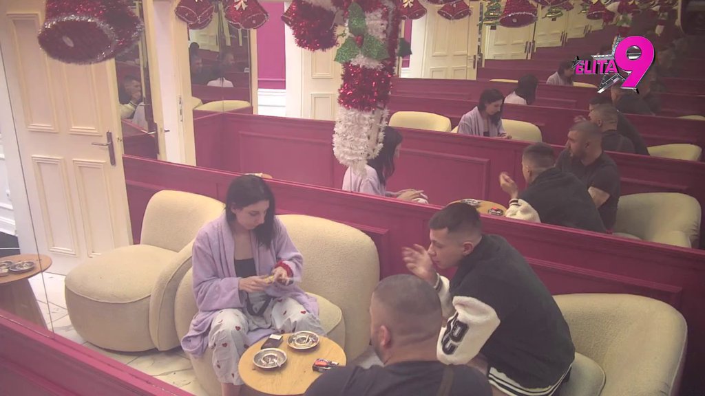 Aneli je već uništena, TEBI JE FOKUS SITA! Asmin posavetovao Hanu kako da se bori sa Ahmićkama, ona se ODMAH POBUNILA! (VIDEO)