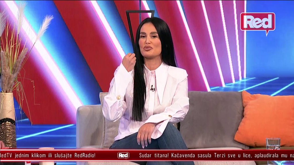 IMA ISTU KARAKTERNU CRTU KAO I JA: Indi progovorila o bliskom druženju sa Borom Santanom, pa otkrila zbog čega sa njim ne bi ušla u emotivnu vezu! (VIDEO)