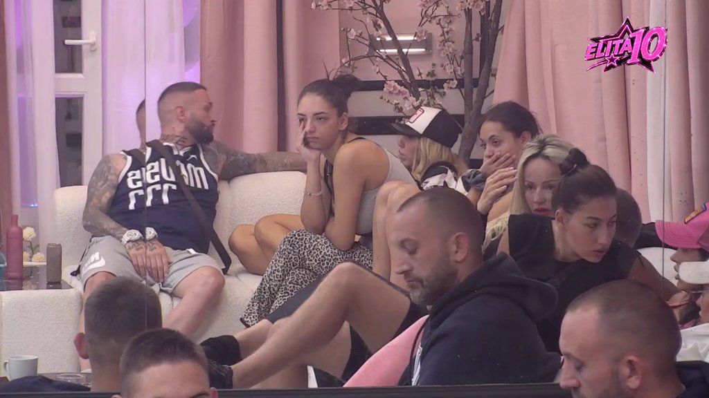 Aneli isplakala more suza, Ša došao da je uteši: Otkrio joj šta je rekao Caru! (VIDEO)