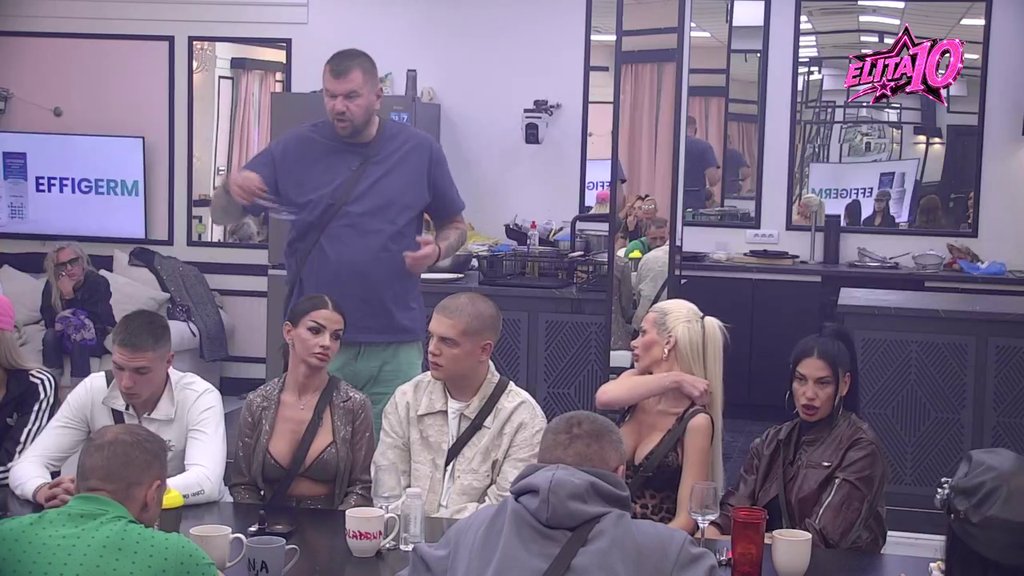 Muk u Beloj kući! Janjuš otkrio šta misli o Caru posle svega, on spustio glavu (VIDEO)