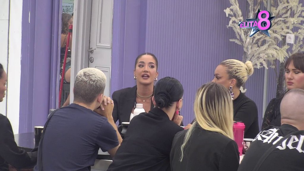 Uzeo sam lovu, koji ćeš mi ku*ac?! Gastoz DEMOLIRAO uplakanu Anđelu, natrljao joj na nos flert sa Sofi: Znaš kakve su njene oči bile kada sam je muvao, nikad svetlije (VIDEO)