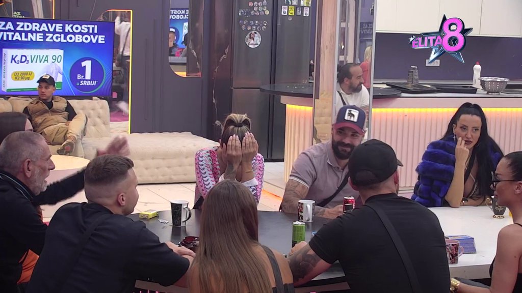 Najsurovije do sad: Uroš stavio Aneli na stub srama zbog trudnoće, ona utonula u očaj i zalila sto SUZAMA! (VIDEO)