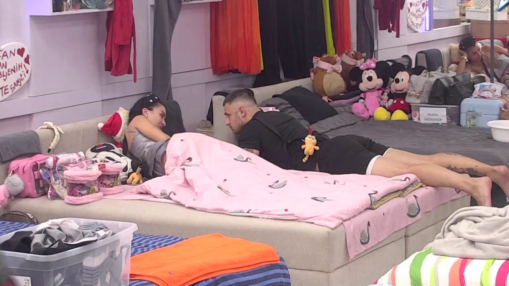 Veza pred pucanjem: Sanja priznala Marku da u životu ne želi decu, on je brutalno isponižavao! (VIDEO)
