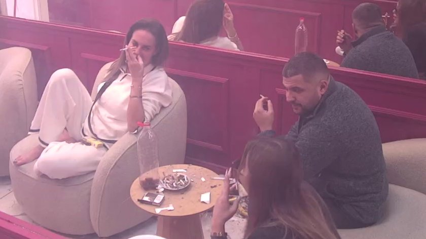 Mogao bih da zamislim nešto ozbiljno sa tobom: Alibaba jasno stavio Sofiji do znanja koliko mu se DOPADA! (VIDEO)